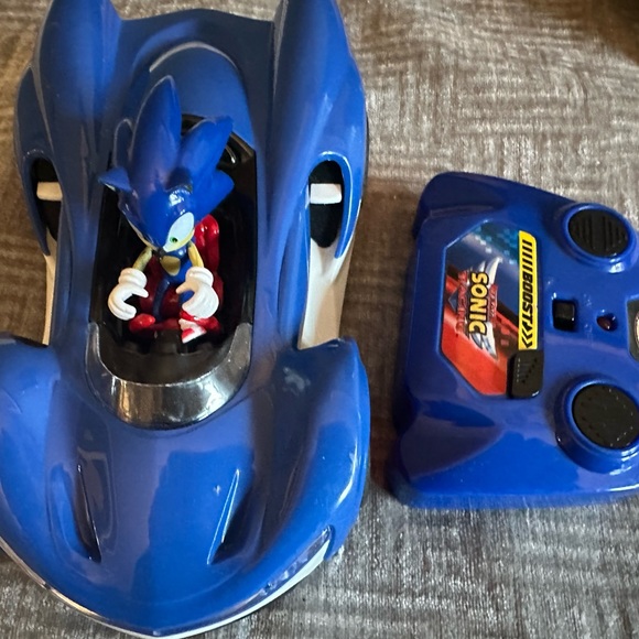 NKOK Team Sonic Racing 2.4Ghz Remote Controlled Car with Turbo Boost. - Picture 6 of 7